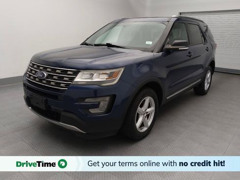 Used 2017 Ford Explorer XLT AWD/4WD image 1