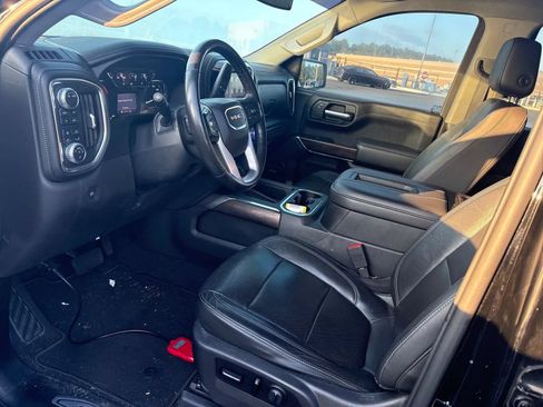 Used 2020 GMC Sierra 1500 SLT w/ SLT Premium Plus Package AWD/4WD image 4