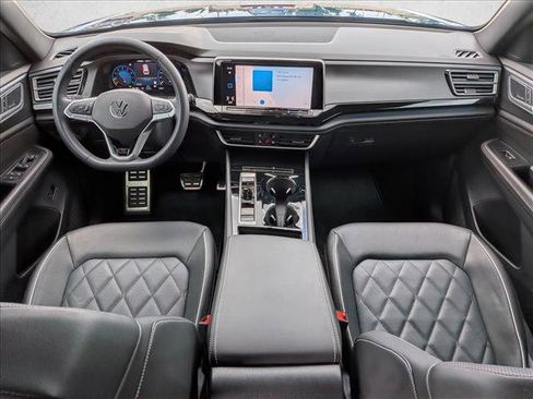 Used 2025 Volkswagen Atlas Cross Sport SEL Premium R-Line AWD/4WD image 18