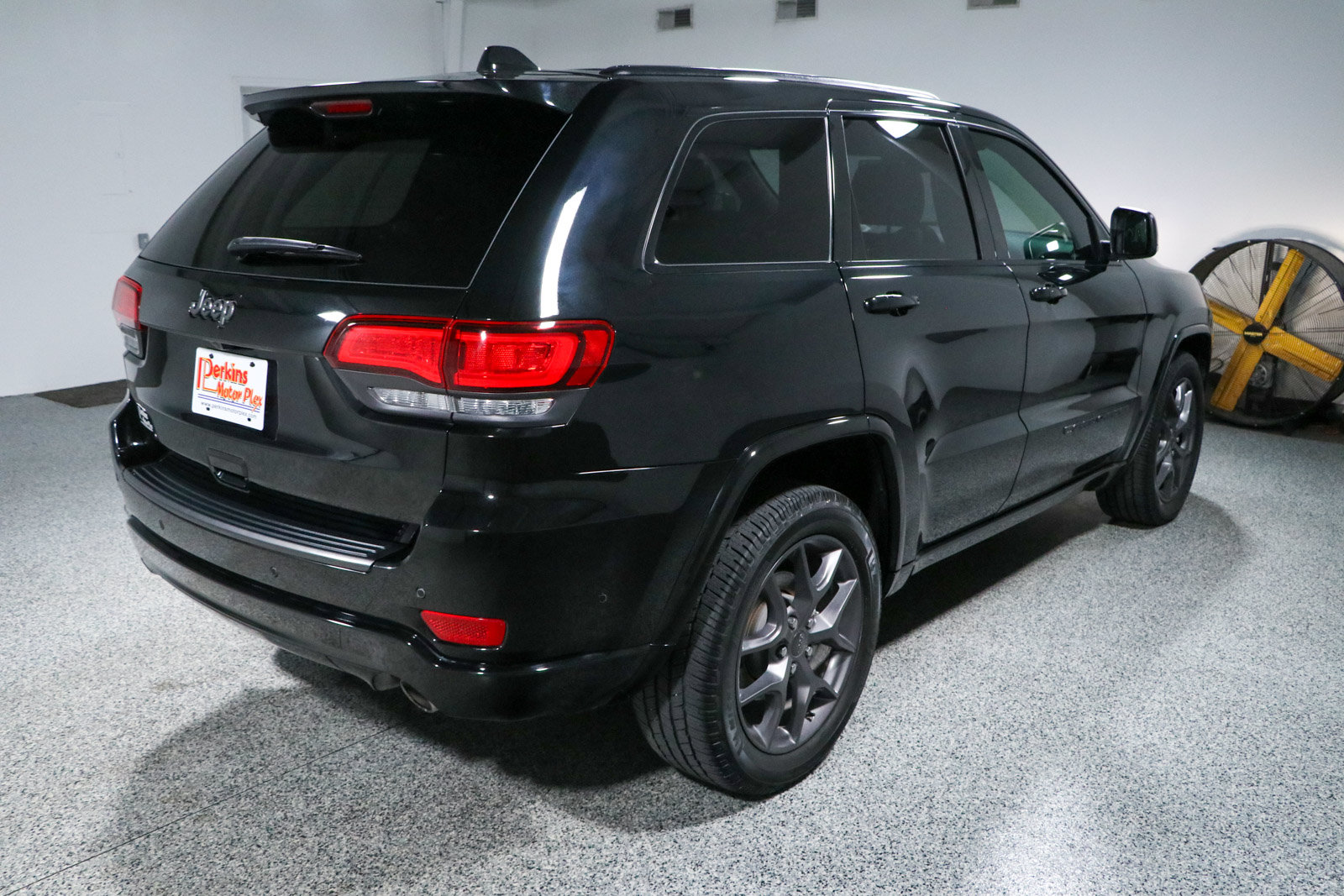 Used 2021 Jeep Grand Cherokee Limited w/ Quick Order Package 28K 80th RWD image 7