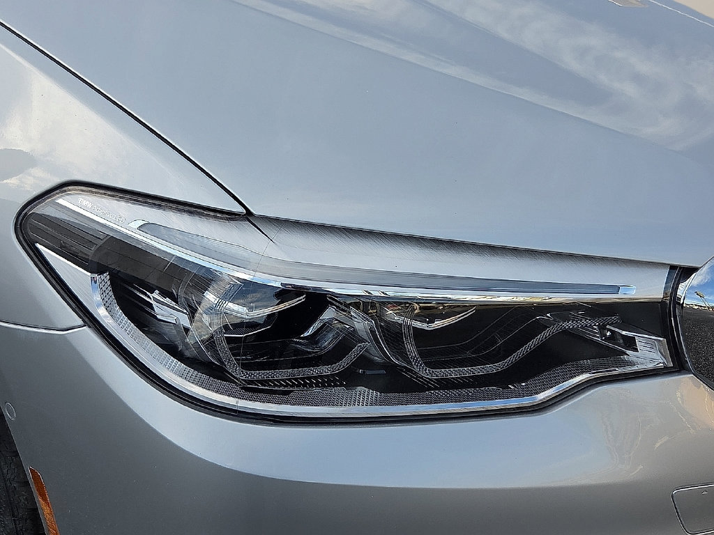 Used 2018 BMW 530e RWD image 7
