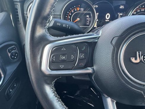 Used 2021 Jeep Wrangler Unlimited Sahara AWD/4WD image 28