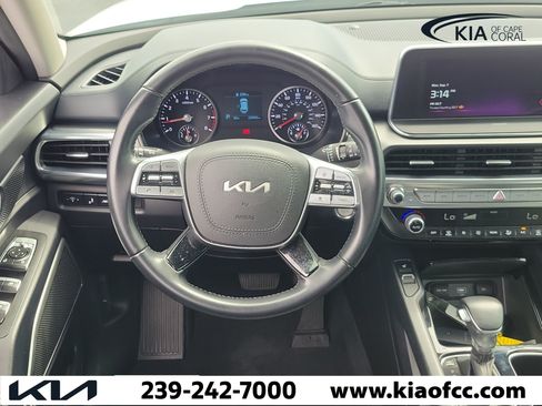 Certified 2022 Kia Telluride S FWD image 15