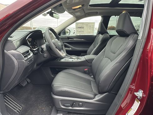 New 2026 INFINITI QX60 Luxe w/ Cargo Package image 7