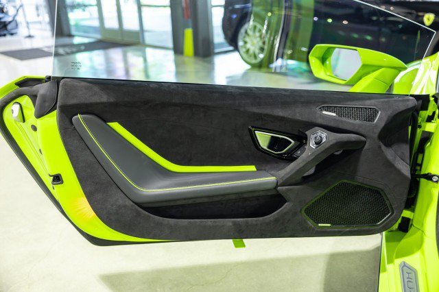 Used 2023 Lamborghini Huracan Tecnica RWD image 42