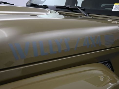 New 2026 Jeep Gladiator Sport image 25