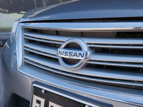 Used 2015 Nissan Sentra S FWD image 39