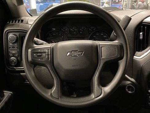 Used 2024 Chevrolet Silverado 1500 Custom Trail Boss w/ LPO, Dark Essentials Package image 17