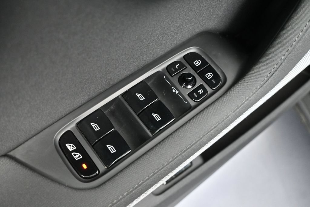 Used 2024 Polestar Polestar 2 AWD/4WD image 15