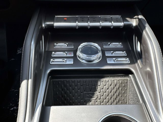 New 2026 Lincoln Nautilus Premier AWD/4WD image 22