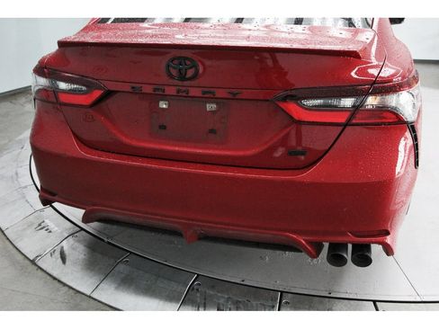 Used 2023 Toyota Camry SE FWD image 7