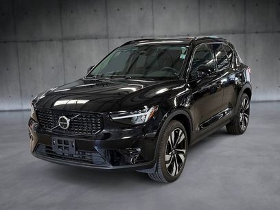 Used 2025 Volvo XC40 B5 Plus