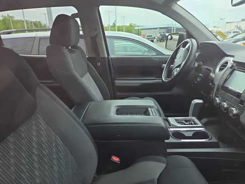 Used 2019 Toyota Tundra SR5 w/ SR5 Upgrade Package image 11