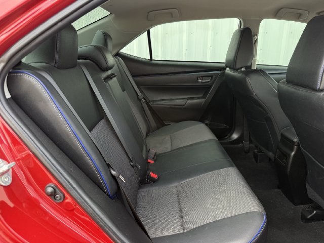 Used 2019 Toyota Corolla SE FWD image 28