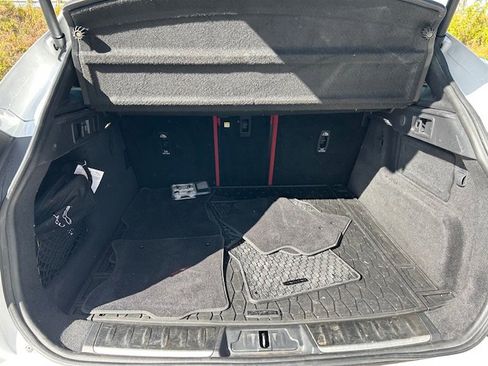 Certified 2023 Jaguar F-PACE R-Dynamic S image 13