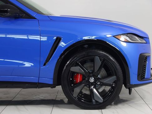 Used 2024 Jaguar F-PACE SVR image 76