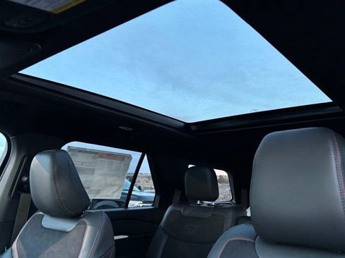 New 2026 Ford Explorer ST w/ Sun And Sound Package image 28