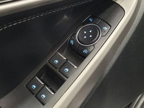 Used 2023 Ford Explorer Limited image 27