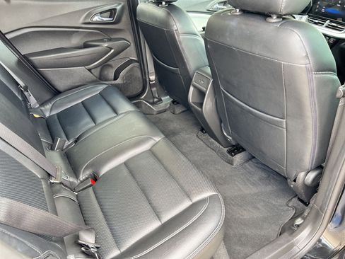 Certified 2024 Chevrolet Trax LT w/ Driver Confidence Package image 30