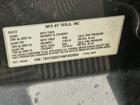 Used 2022 Tesla Model Y Performance AWD/4WD image 12