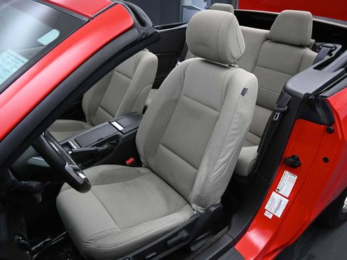 Used 2014 Ford Mustang Convertible w/ Equipment Group 102A RWD image 20