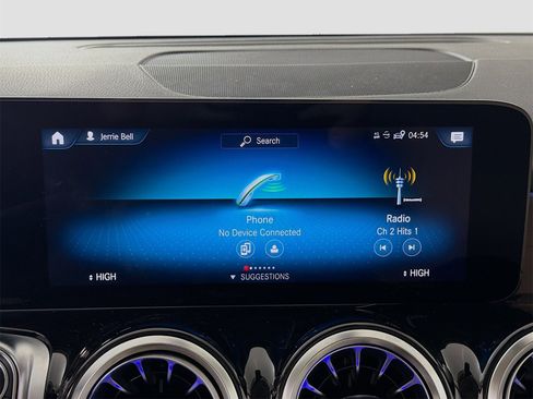 Used 2022 Mercedes-Benz GLB 250 GLB 250 image 16