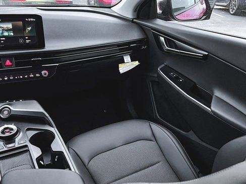 New 2025 Kia EV6 Light AWD/4WD image 15