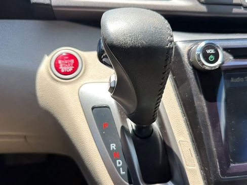 Used 2015 Honda Odyssey Touring Elite image 26