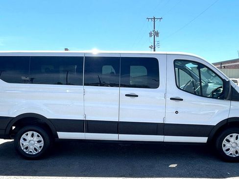 Used 2015 Ford Transit 350 XLT image 5