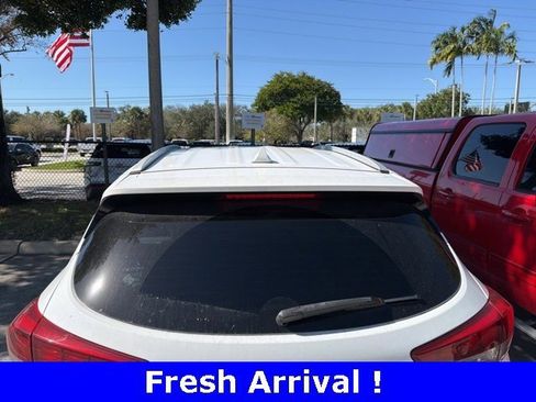 Used 2018 Hyundai Tucson SEL w/ Cargo Package image 8