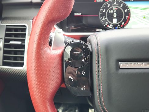 Used 2022 Land Rover Range Rover Sport SVR AWD/4WD image 28