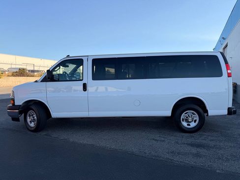 Used 2024 Chevrolet Express 3500 LT w/ LT Preferred Equipment Group RWD image 15