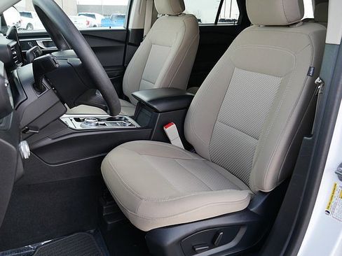 Used 2023 Ford Explorer 4WD image 14