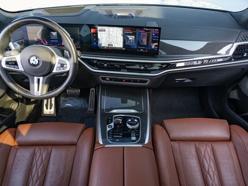 Used 2023 BMW X7 M60i w/ Executive Package image 24