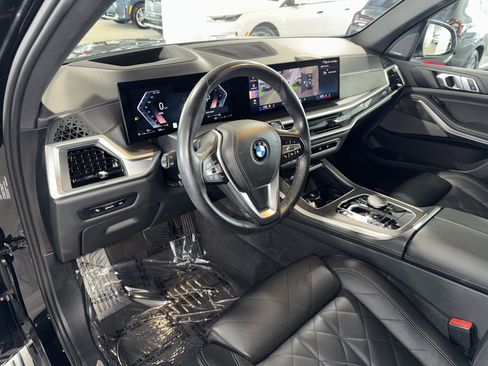 Used 2025 BMW X5 sDrive40i w/ Climate Comfort Package RWD image 20