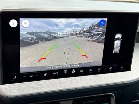 New 2025 Ford Maverick XLT w/ XLT Luxury Package image 27