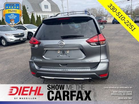 Used 2017 Nissan Rogue SV w/ Midnight Edition Package image 5