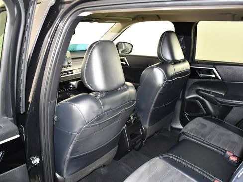 Used 2023 Mitsubishi Outlander SE AWD/4WD image 46