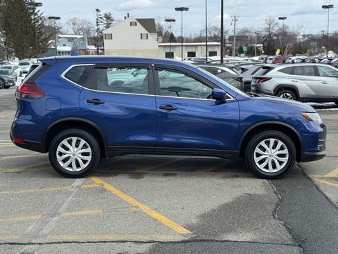 Used 2019 Nissan Rogue S image 7