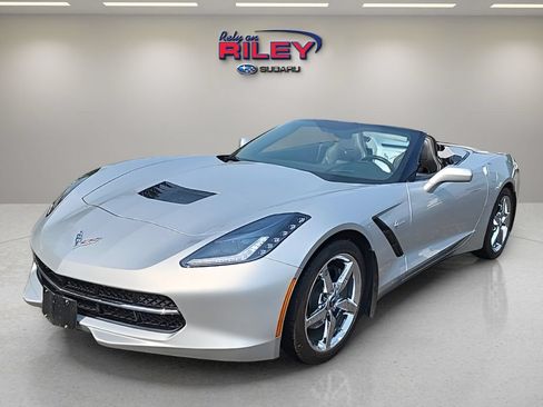 Used 2014 Chevrolet Corvette Stingray Convertible w/ 2LT Preferred Equipment Group RWD image 2