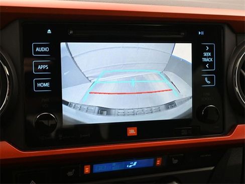 Used 2019 Toyota Tacoma TRD Off-Road image 33