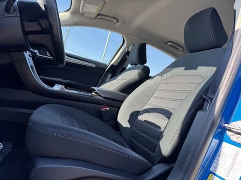 Certified 2020 Ford Fusion SE image 9