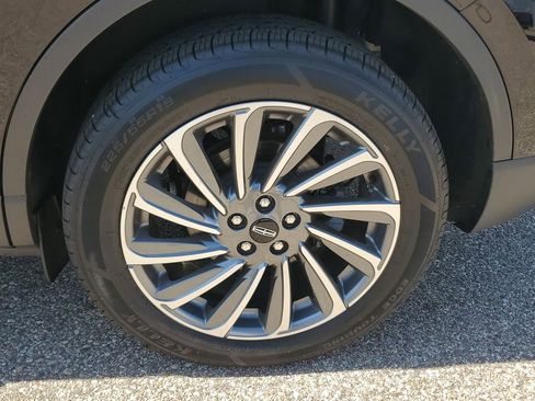 Used 2023 Lincoln Corsair Reserve AWD/4WD image 5