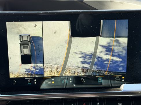 Used 2022 GMC Sierra 1500 SLT w/ SLT Premium Plus Package image 49