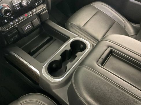 Used 2020 Chevrolet Silverado 1500 RST w/ All-Star Edition AWD/4WD image 12