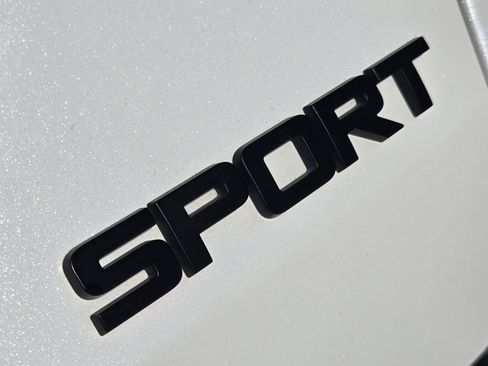 Used 2024 Honda HR-V Sport image 32
