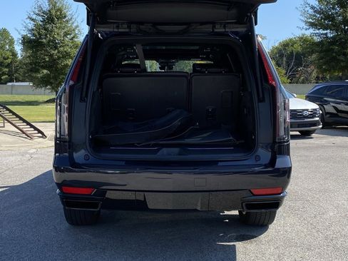 Used 2024 Cadillac Escalade Sport Platinum w/ LPO, Floor Liner Package image 34