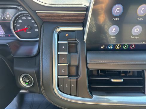 Used 2021 Chevrolet Suburban High Country w/ Premium Package image 52