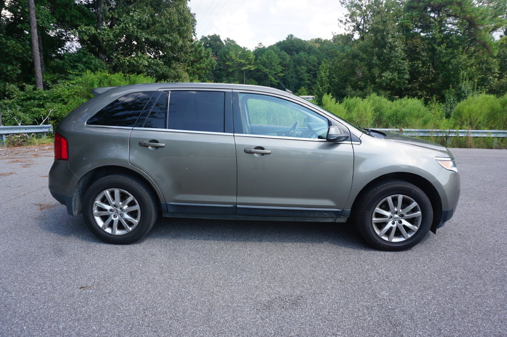 Used 2013 Ford Edge Limited FWD image 20