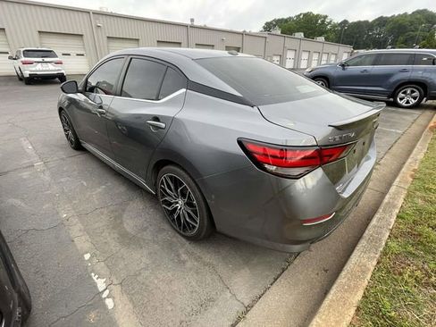 Used 2021 Nissan Sentra SR FWD image 7